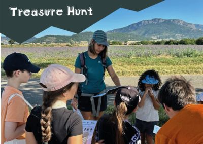 Treasure hunt - Activities in nature for families and children